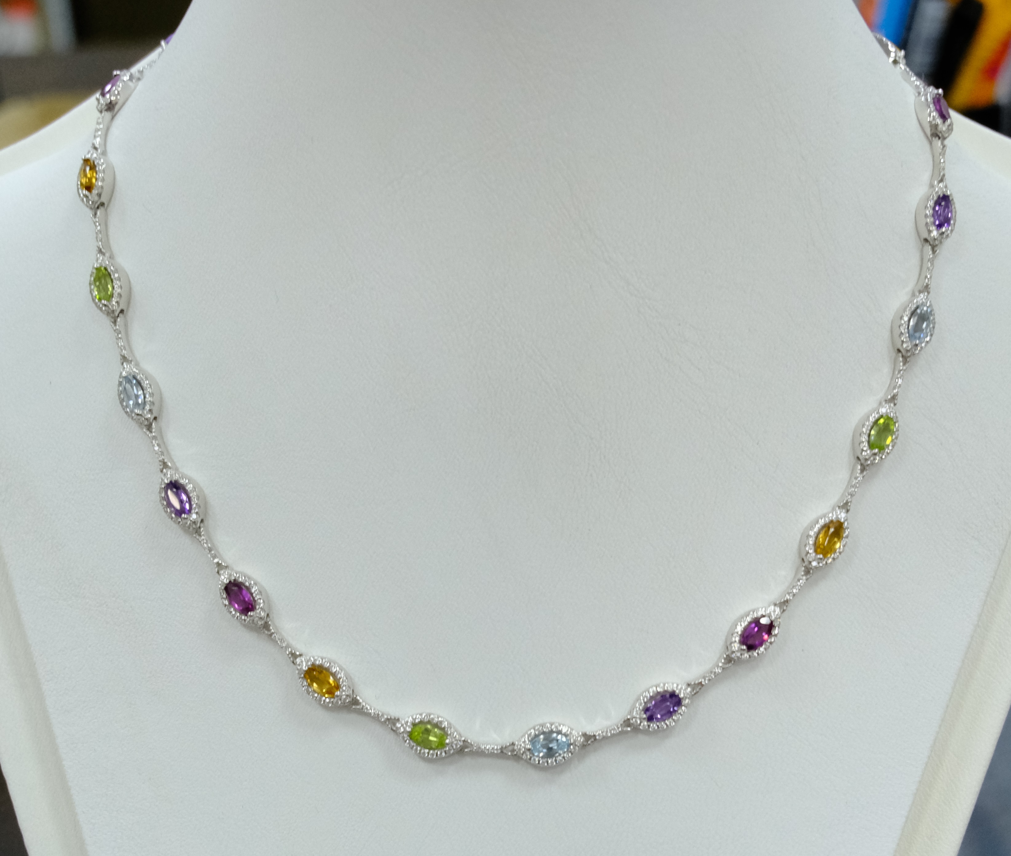 10722-000194 Колье (Ag 925)